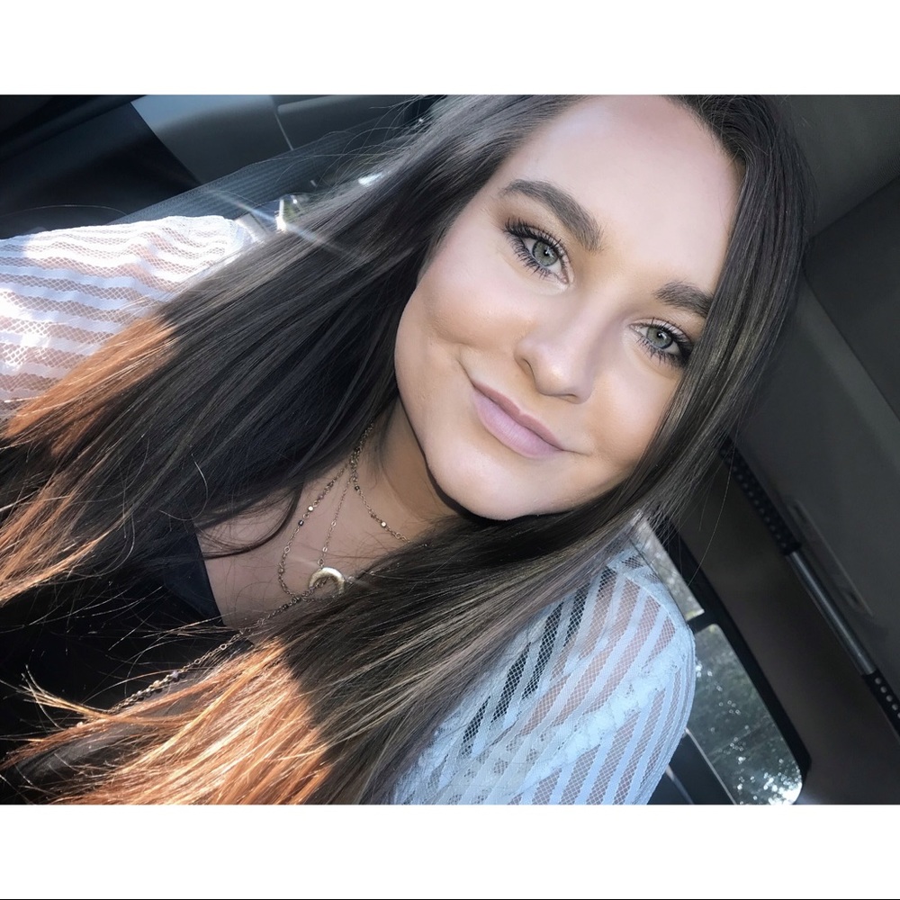 Meet your Posher, Hannah